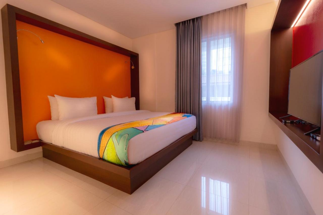 Grand Picasso Hotel Jakarta Exterior photo