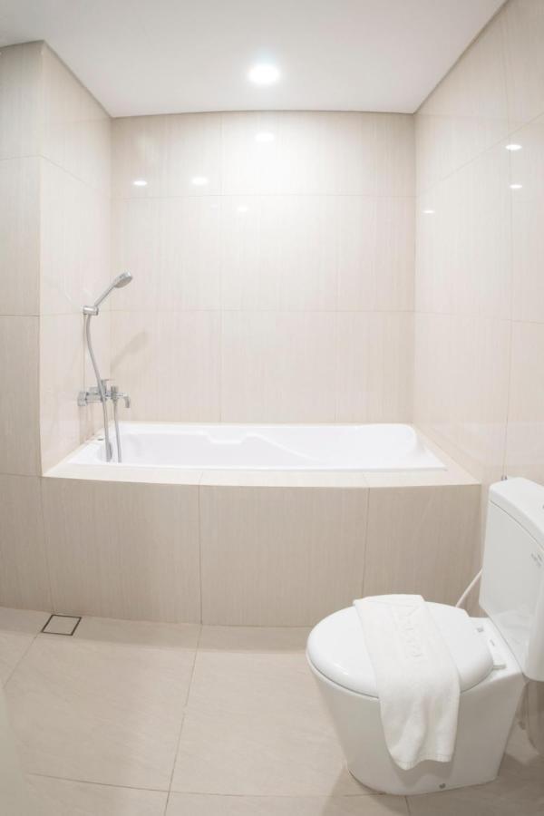 Grand Picasso Hotel Jakarta Exterior photo