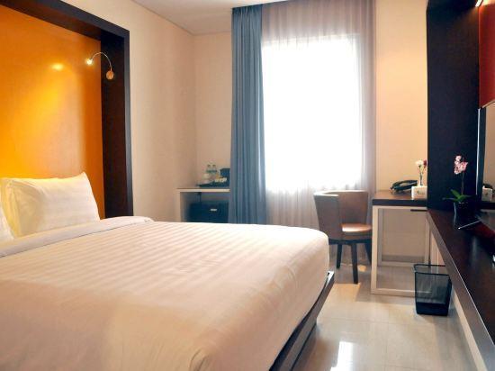Grand Picasso Hotel Jakarta Exterior photo
