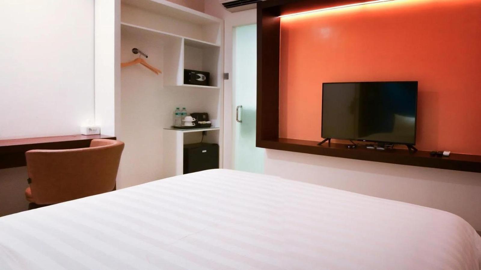 Grand Picasso Hotel Jakarta Exterior photo