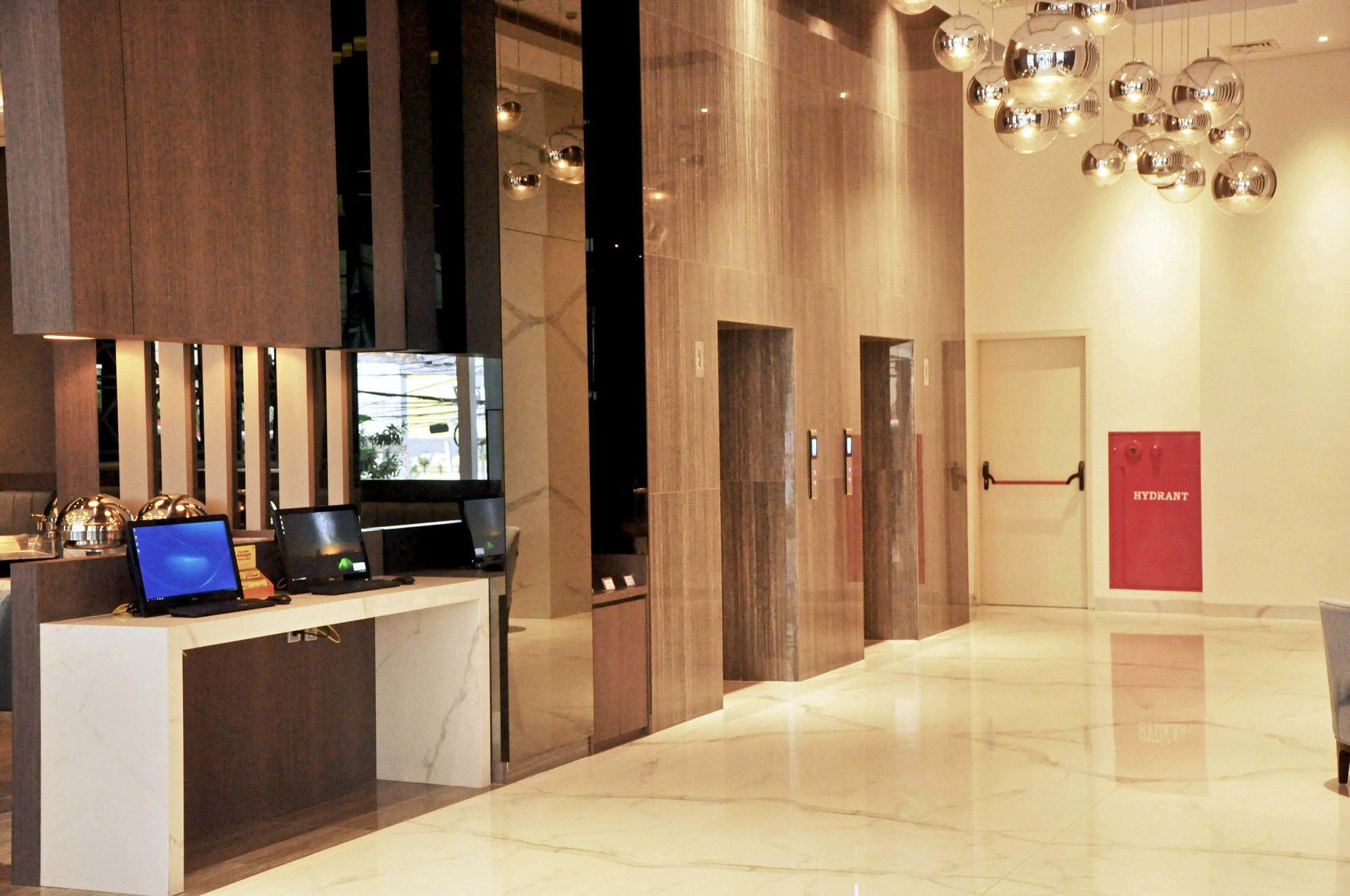 Grand Picasso Hotel Jakarta Exterior photo