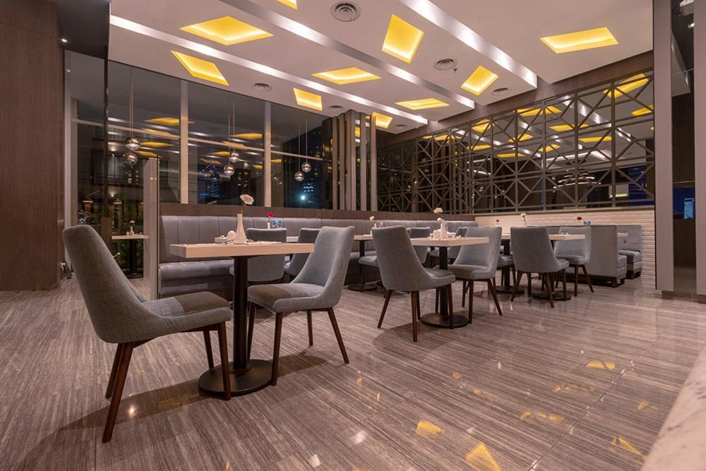 Grand Picasso Hotel Jakarta Exterior photo